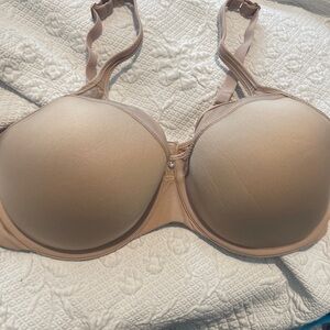Bali Sz 42C Nude T-Shirt Bra - Smooth Support PreOwned Underwire Lightly padded